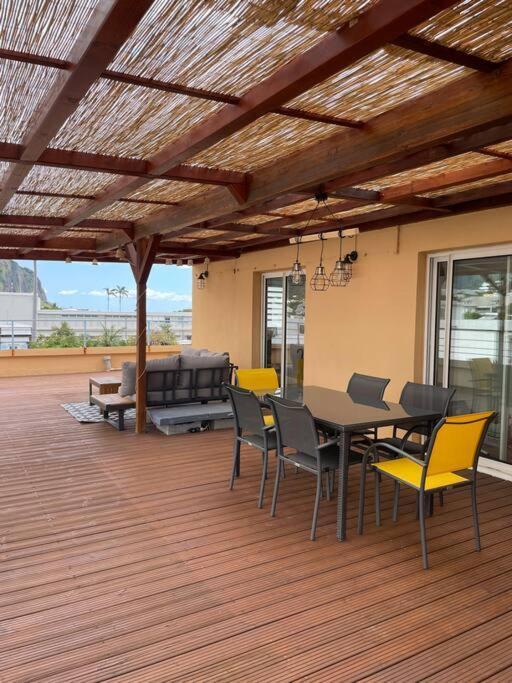Rare ! Spacieux T3 En Roof-Top Au Barachois - 2 Ch Climatisees - 6 Couchages - Proche Aeroport Saint-Denis Eksteriør bilde