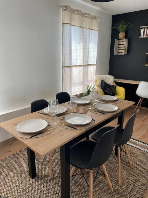 Rare ! Spacieux T3 En Roof-Top Au Barachois - 2 Ch Climatisees - 6 Couchages - Proche Aeroport Saint-Denis Eksteriør bilde